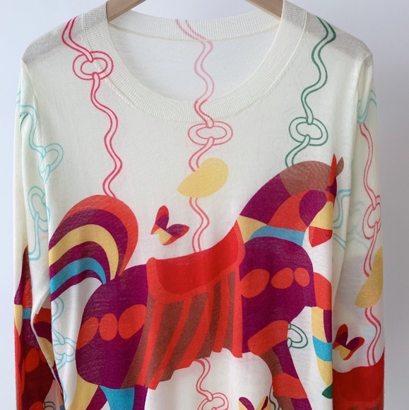 HERMES crew-neck wool horse print sweater, still the same soft and delicate wool - Picture 2 of 8